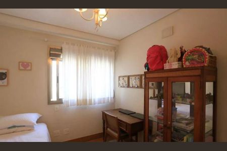 Apartamento à venda com 212m², 3 quartos e 4 vagas