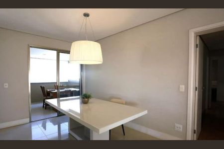 Apartamento à venda com 212m², 3 quartos e 4 vagas