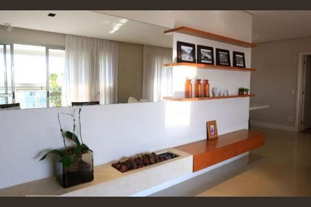 Apartamento à venda com 212m², 3 quartos e 4 vagas