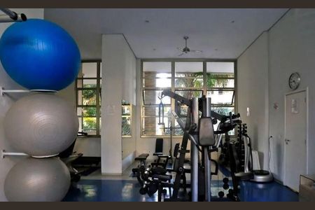 Apartamento à venda com 212m², 3 quartos e 4 vagas