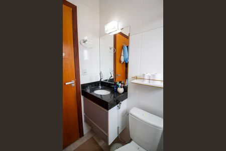 Casa para alugar com 180m², 3 quartos e 3 vagas Casa para alugar com 180m², 3 quartos e 3 vagasBanheiro