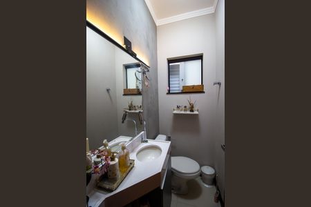 Casa para alugar com 180m², 3 quartos e 3 vagas Casa para alugar com 180m², 3 quartos e 3 vagasLavabo