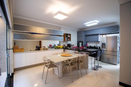 Casa para alugar com 180m², 3 quartos e 3 vagas Casa para alugar com 180m², 3 quartos e 3 vagasCozinha