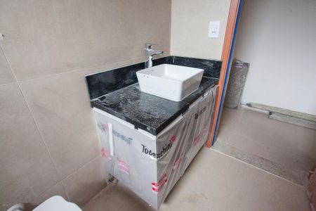 Casa para alugar com 190m², 3 quartos e 2 vagasBanheiro Social