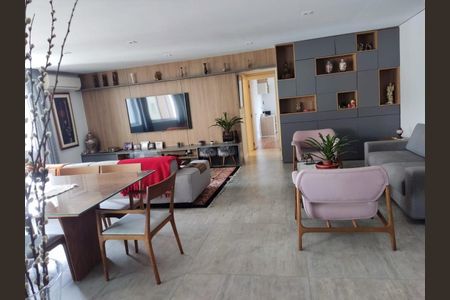 Apartamento à venda com 137m², 2 quartos e 2 vagas