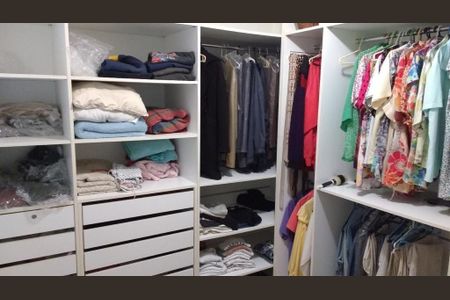 Casa de Condomínio à venda com 3 quartos, 150m² em Jardim Monte Kemel, São Paulo