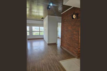 Apartamento à venda com 77m², 2 quartos e 1 vaga