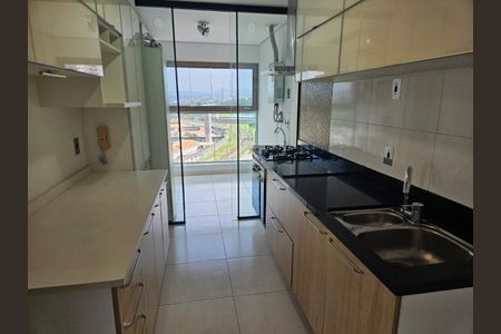 Apartamento à venda com 77m², 2 quartos e 1 vaga