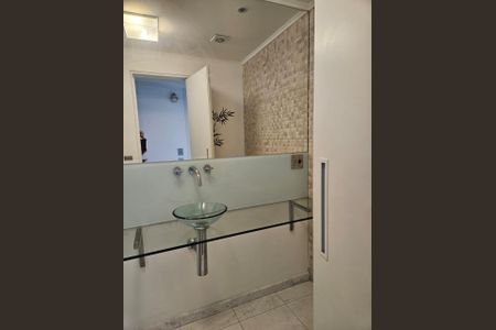 Apartamento à venda com 77m², 2 quartos e 1 vaga