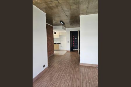 Apartamento à venda com 77m², 2 quartos e 1 vaga