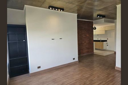 Apartamento à venda com 77m², 2 quartos e 1 vaga