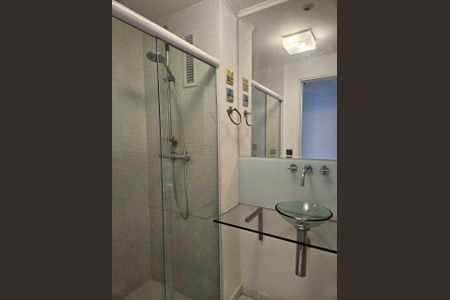 Apartamento à venda com 77m², 2 quartos e 1 vaga