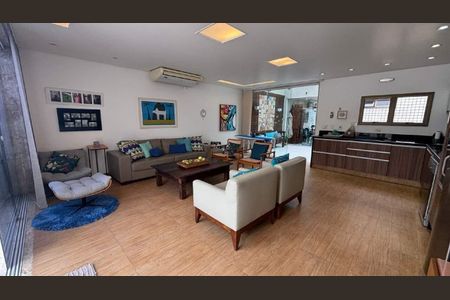 Apartamento à venda com 3 quartos, 300m² em Barra da Tijuca, Rio de Janeiro