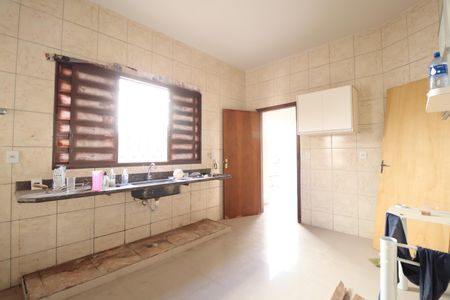 Casa para alugar com 260m², 3 quartos e 5 vagasCozinha
