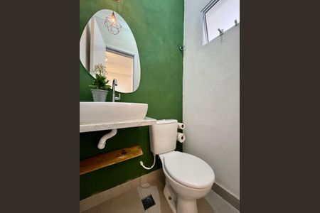 Casa de condomínio para alugar com 100m², 2 quartos e 1 vagaLavabo