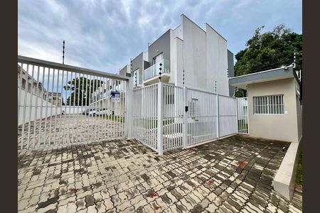 Casa de condomínio para alugar com 100m², 2 quartos e 1 vagaFachada do condomínio 