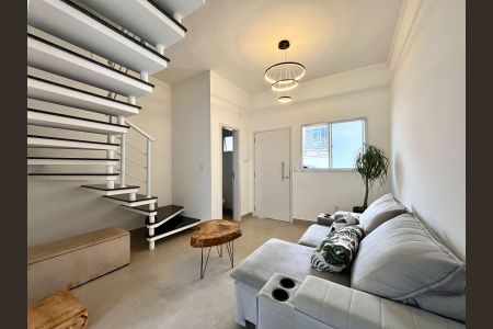 Casa de condomínio para alugar com 100m², 2 quartos e 1 vagaSala