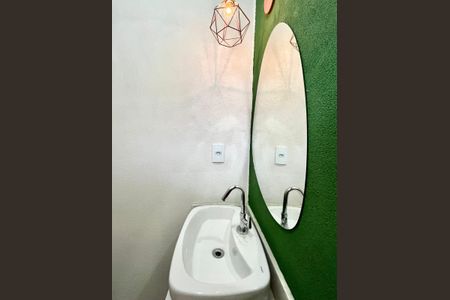Casa de condomínio para alugar com 100m², 2 quartos e 1 vagaLavabo
