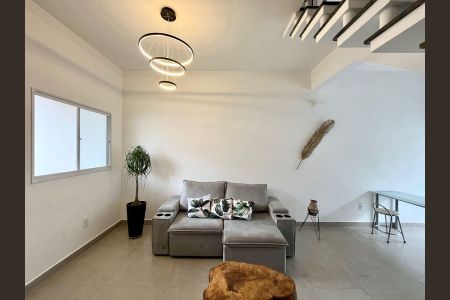 Casa de condomínio para alugar com 100m², 2 quartos e 1 vagaSala