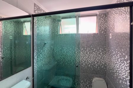 Apartamento à venda com 60m², 2 quartos e 1 vaga Apartamento à venda com 60m², 2 quartos e 1 vagaBanheiro