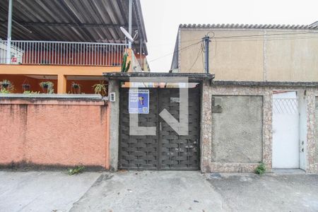 Casa para alugar com 90m², 3 quartos e 1 vaga Casa para alugar com 90m², 3 quartos e 1 vagaFachada