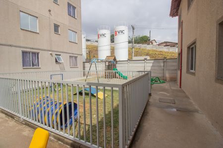 Apartamento para alugar com 48m², 2 quartos e 1 vagaÁrea comum - Playground