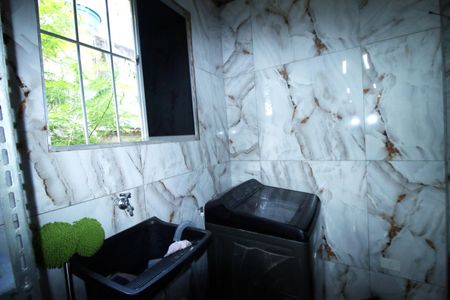 Casa para alugar com 100m², 3 quartos e sem vagaÁrea de Serviço