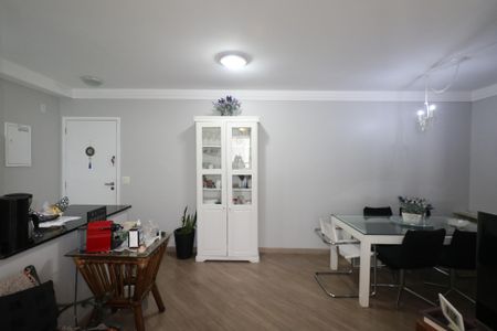Apartamento à venda com 71m², 2 quartos e 1 vagaSala