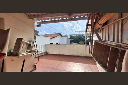 Casa à venda com 210m², 3 quartos e 3 vagasVaranda