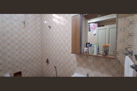 Casa à venda com 210m², 3 quartos e 3 vagasBanheiro Social 