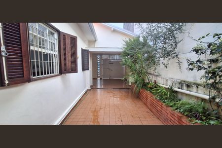 Casa à venda com 210m², 3 quartos e 3 vagasQuintal