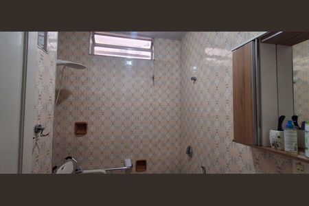 Casa à venda com 210m², 3 quartos e 3 vagasBanheiro Social 