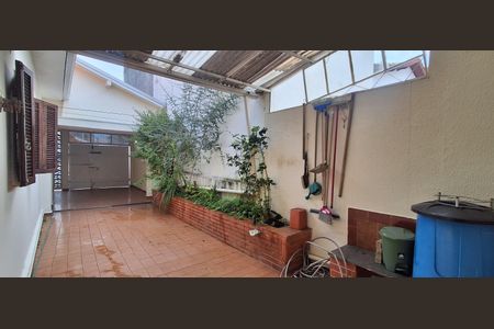 Casa à venda com 210m², 3 quartos e 3 vagasQuintal