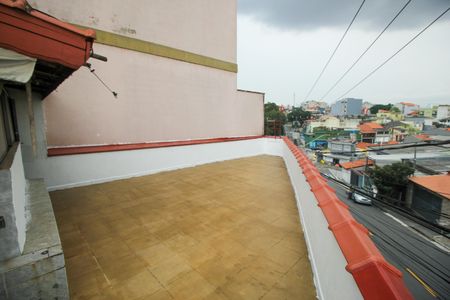 Casa à venda com 170m², 2 quartos e 4 vagasVaranda