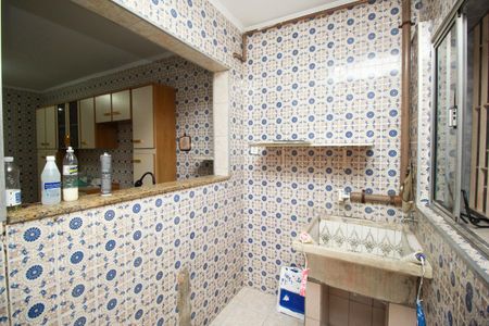 Casa à venda com 170m², 2 quartos e 4 vagasÁrea de Serviço