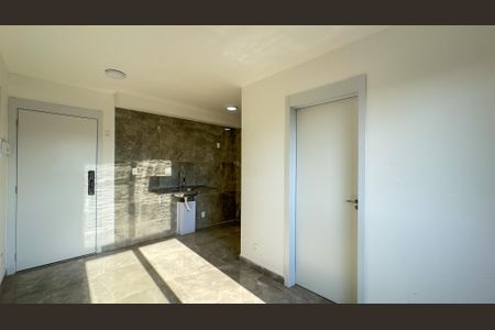 Apartamento para alugar com 38m², 2 quartos e sem vagaSala, Cozinha e Área de Serviço