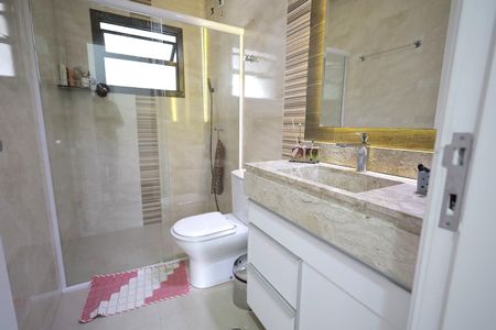 Apartamento à venda com 114m², 3 quartos e 2 vagasBanheiro