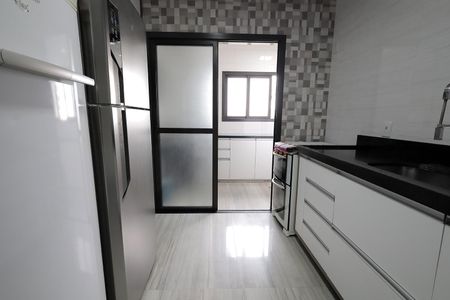 Apartamento à venda com 114m², 3 quartos e 2 vagasCozinha