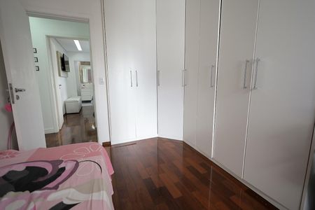 Apartamento à venda com 114m², 3 quartos e 2 vagasQuarto 2