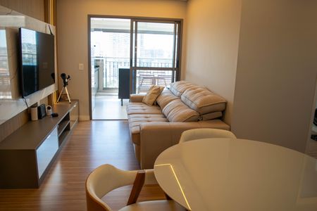 Apartamento à venda com 88m², 3 quartos e 1 vagaSala