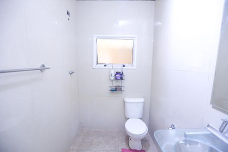Casa à venda com 216m², 3 quartos e 3 vagasBanheiro