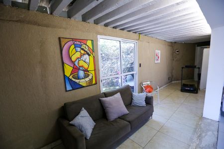 Casa à venda com 216m², 3 quartos e 3 vagasSala