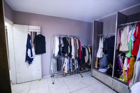 Casa à venda com 216m², 3 quartos e 3 vagasQuarto 2