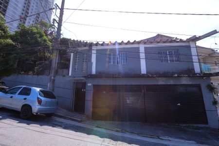 Casa à venda com 216m², 3 quartos e 3 vagasFachada