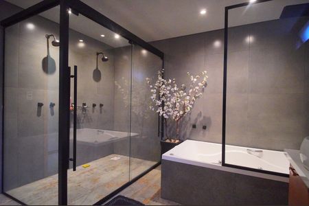 Casa à venda com 180m², 3 quartos e 2 vagasBanheiro