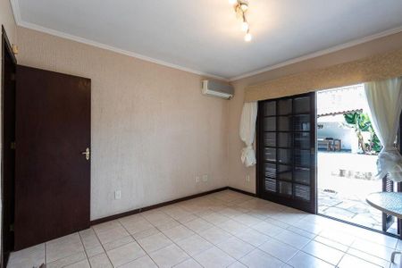 Quarto 1 de casa para alugar com 3 quartos, 250m² em Nonoai, Porto Alegre