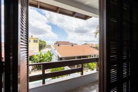 Casa para alugar com 250m², 3 quartos e 2 vagas Casa para alugar com 250m², 3 quartos e 2 vagasVaranda