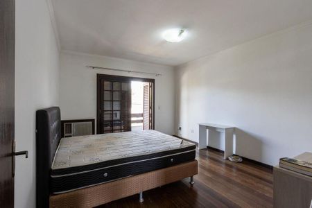 Casa para alugar com 250m², 3 quartos e 2 vagas Casa para alugar com 250m², 3 quartos e 2 vagasQuarto 2