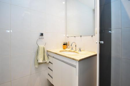 Apartamento à venda com 85m², 3 quartos e 2 vagasbanheiro corredor
