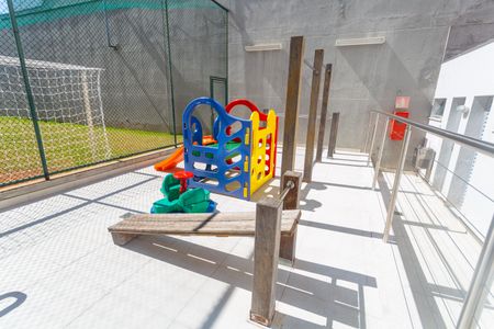 Apartamento à venda com 62m², 2 quartos e 2 vagasÁrea comum - Playground